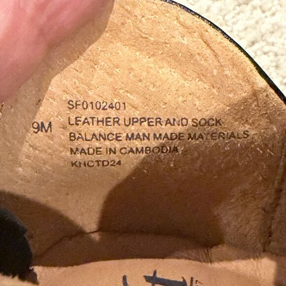 New Sofft Womens Angelica Black Leather Ankle Boots Sz 9 EU 40 Wet Weather Proof - Picture 9 of 11